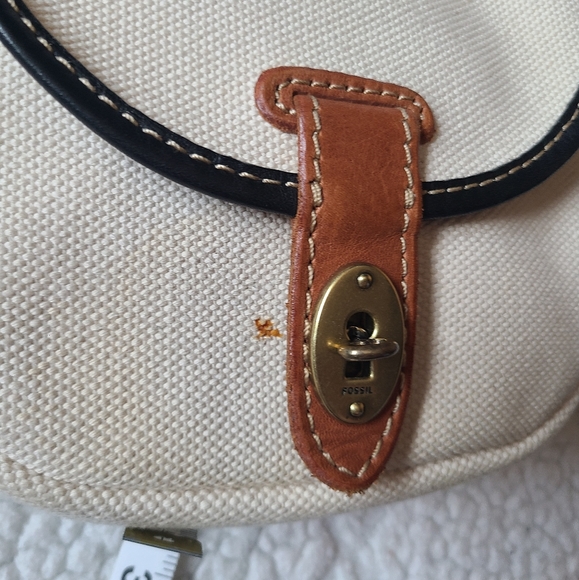Fossil Austin Small Crossbody - Picture 7 of 8